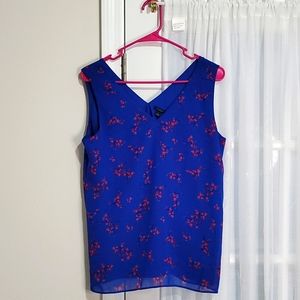 Ann Taylor Factory Royal Blue Sleeveless V-Neck Floral Shell